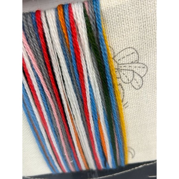 Vintage Dimensions Crewel 1980 Flyin' Friends Linda Powell 5x7 Mouse Bird Animal - Picture 10 of 12